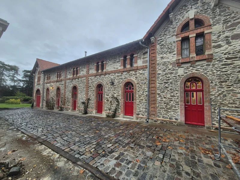 GB-Agencement, menuiseries intérieures, menuiseries extérieures, restauration, agencement et patrimoine Angers-Nantes-Cholet